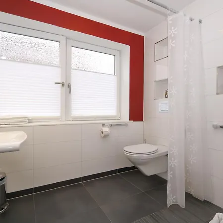 Appartamento Haus Sarah 02 *